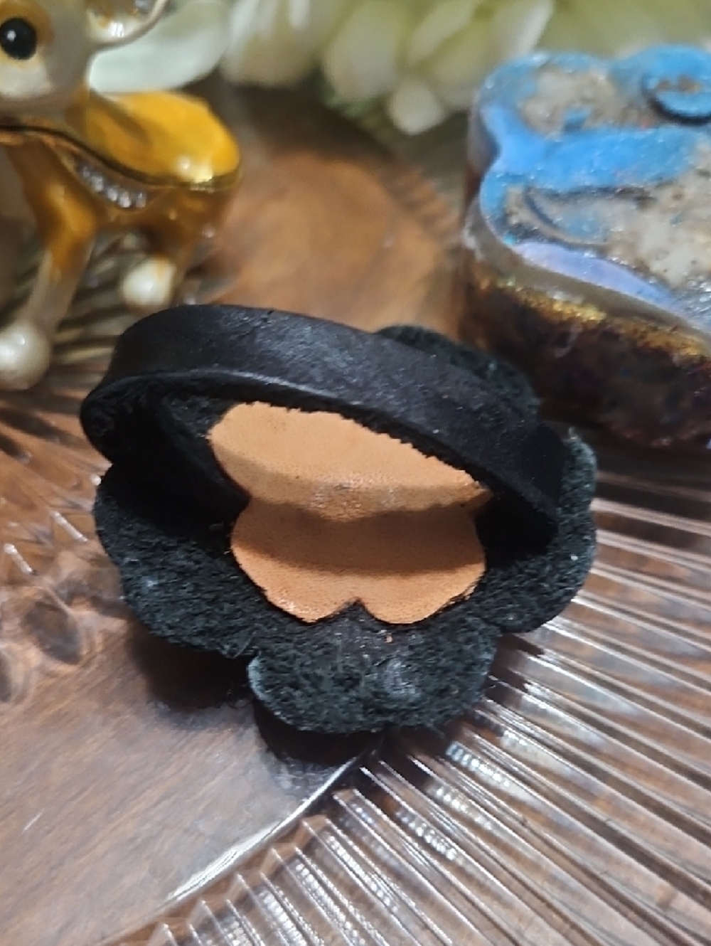 Hand Crafted Genuine Leather Flower Dog Collar Charm NEW - Picture 5 of 10